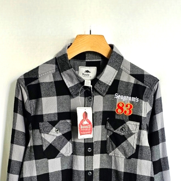 🇨🇦 Roots Spruce Lake Long Sleeve Grey & Black Plaid Flannel Button Shirt - Picture 16 of 16